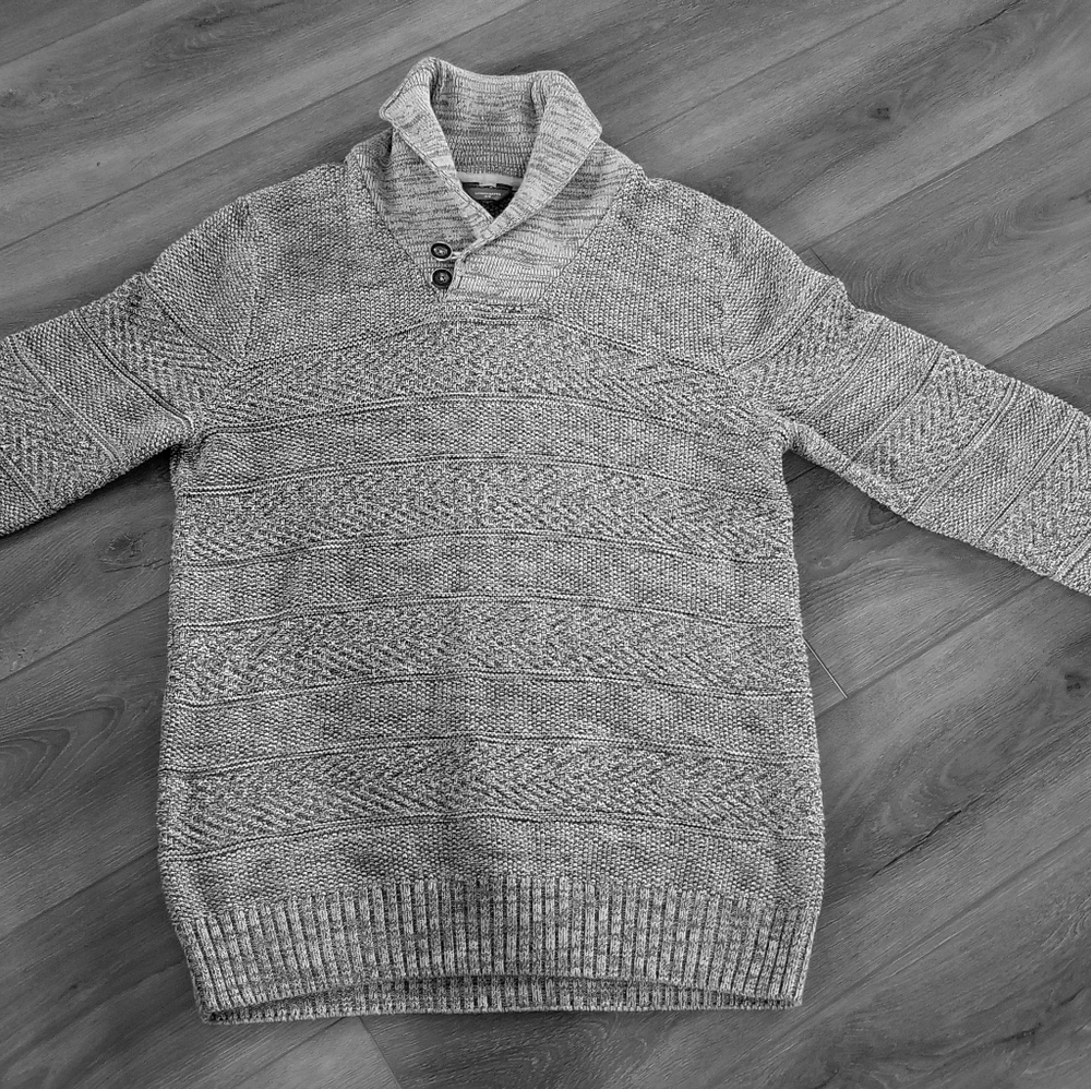 Men's sweater